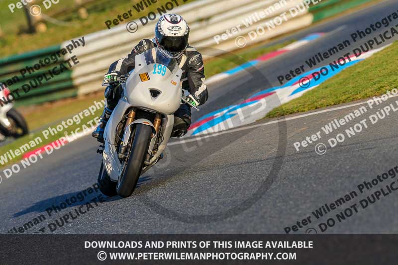 PJ Motorsport Photography 2018;enduro digital images;event digital images;eventdigitalimages;mallory park;mallory park photographs;mallory park trackday;mallory park trackday photographs;no limits trackdays;peter wileman photography;racing digital images;trackday digital images;trackday photos